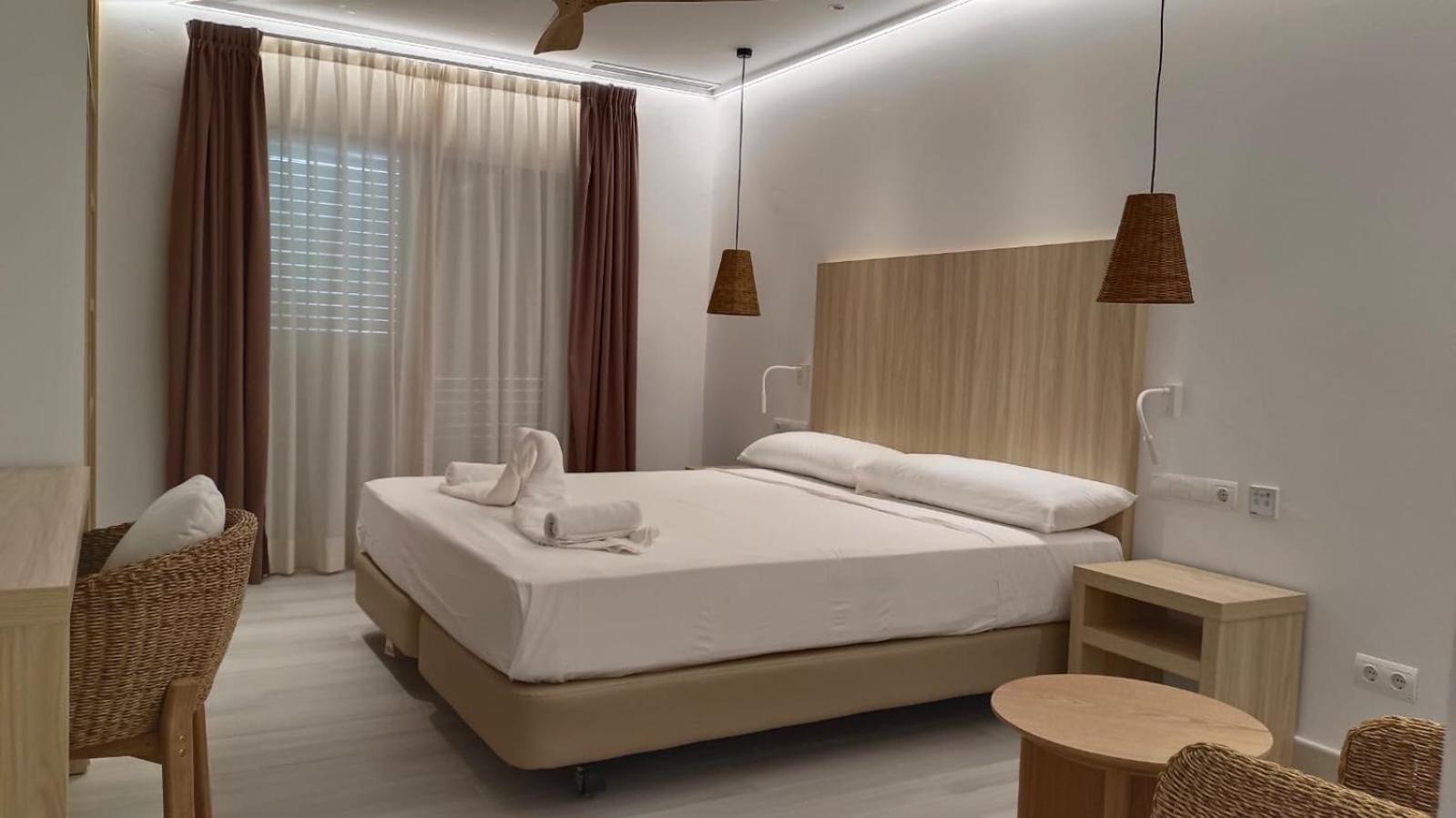 Hotel Roca Bella *